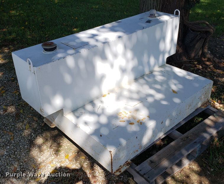 image for item ET9833 Auxiliary fuel tank