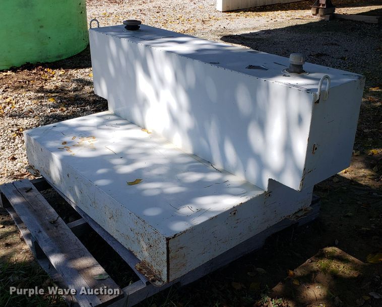 image for item ET9833 Auxiliary fuel tank