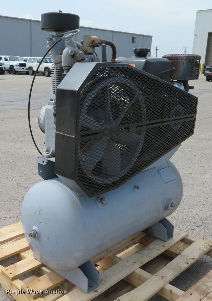 image for item EV9725 Gardner Denver HGR7-3K air compressor