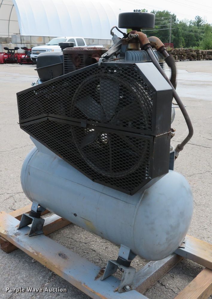 image for item EV9727 Gardner Denver air compressor