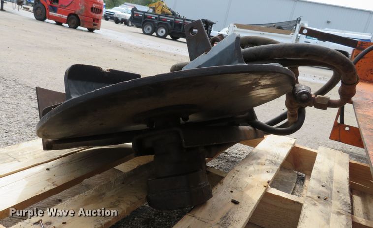 image for item EV9732 (2) end gate spreaders