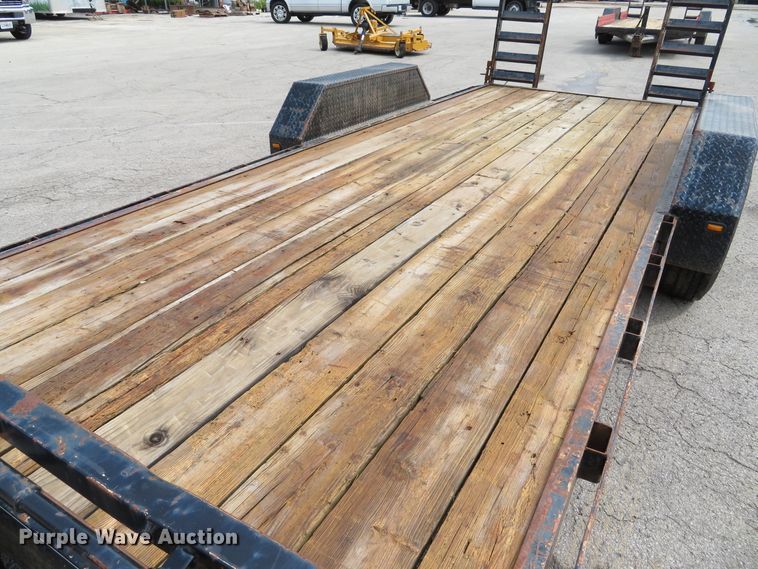 image for item EV9735 2005 Corn Pro UT-18H utility trailer