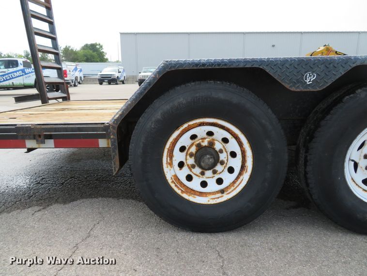 image for item EV9735 2005 Corn Pro UT-18H utility trailer