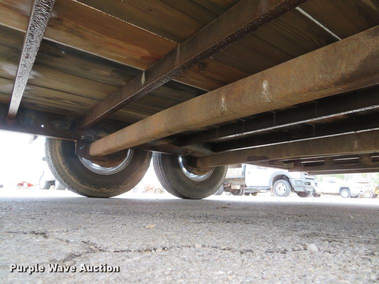 image for item EV9736 1999 Corn Pro UT-18H equipment trailer