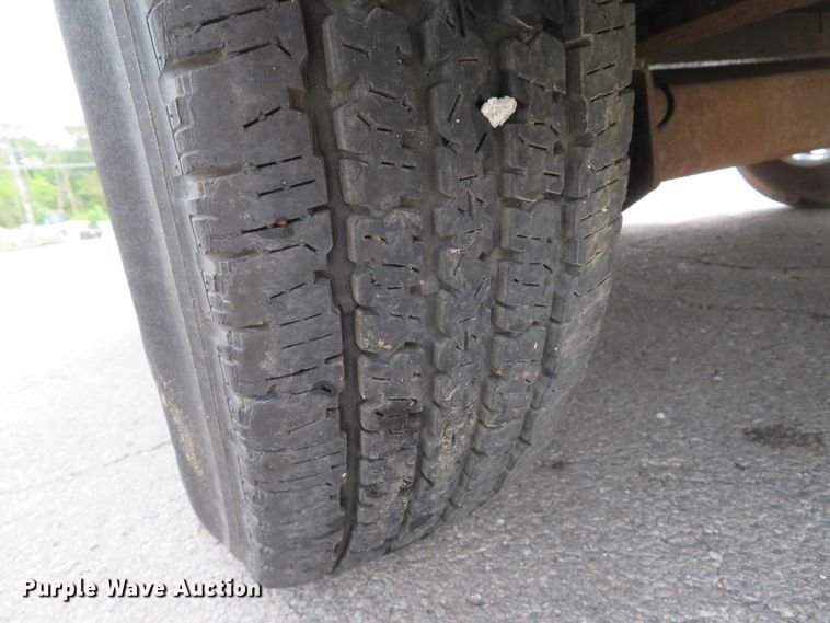 image for item EV9736 1999 Corn Pro UT-18H equipment trailer