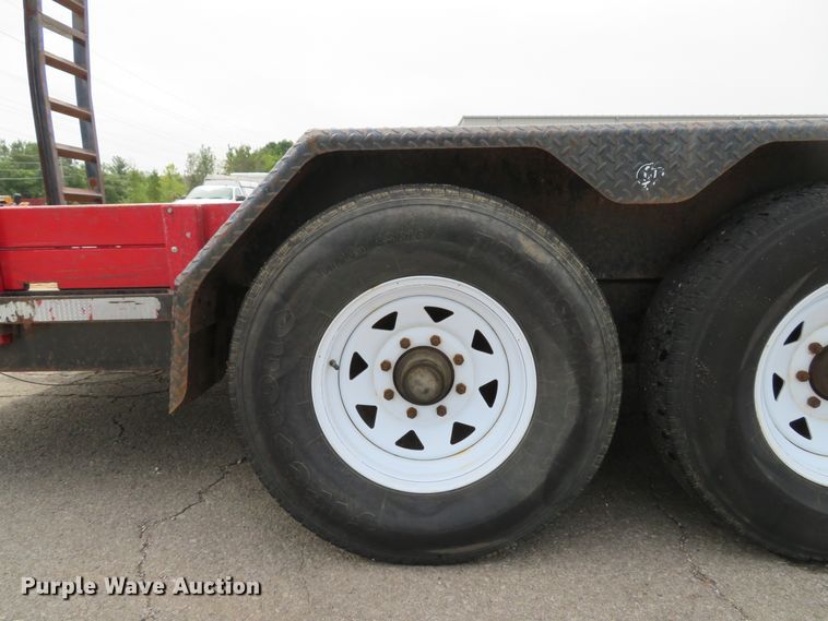 image for item EV9736 1999 Corn Pro UT-18H equipment trailer