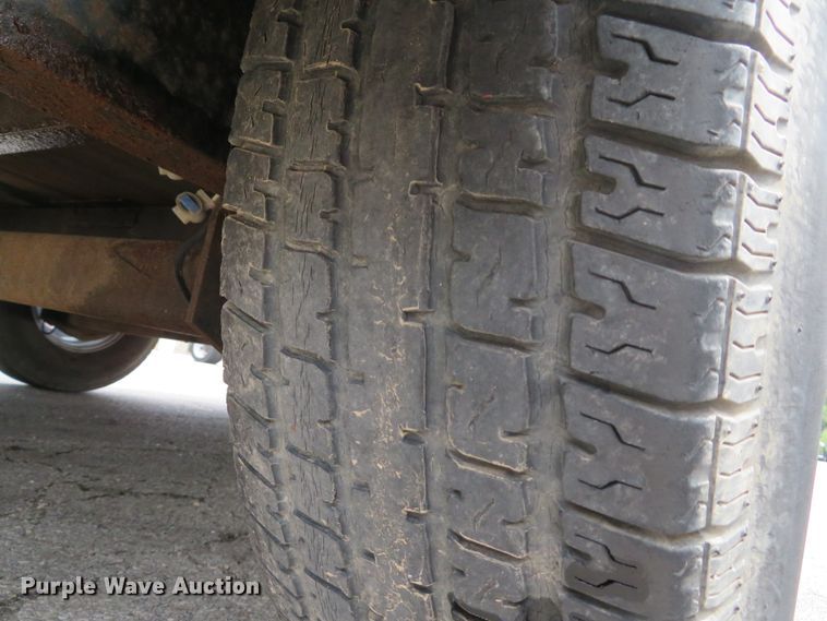 image for item EV9736 1999 Corn Pro UT-18H equipment trailer