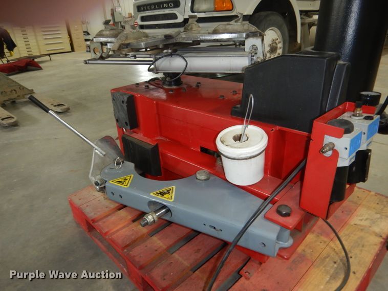 image for item FA9294 Ranger 980X rim clamp tire machine