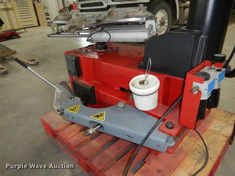 image for item FA9294 Ranger 980X rim clamp tire machine