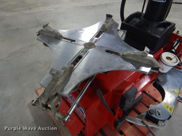 image for item FA9294 Ranger 980X rim clamp tire machine