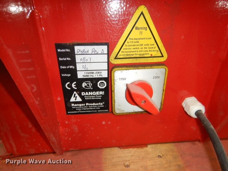 image for item FA9294 Ranger 980X rim clamp tire machine