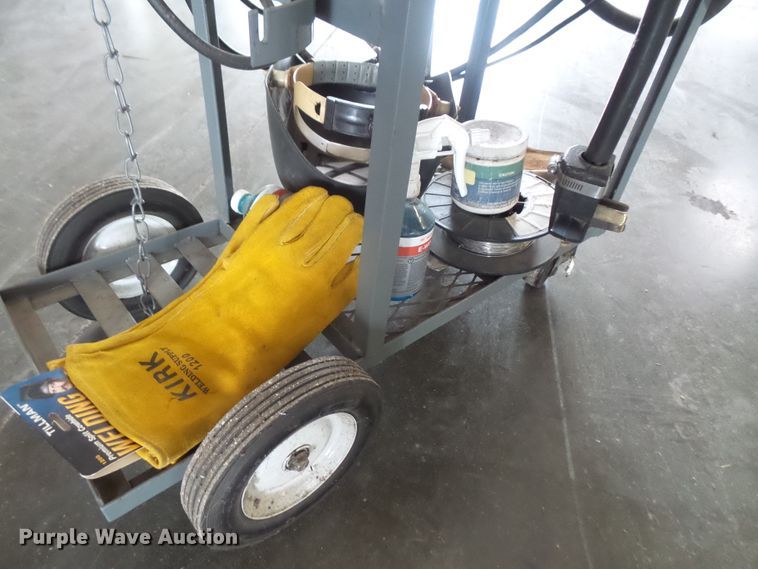 image for item FB9251 Hobart Handler 180 mig welder