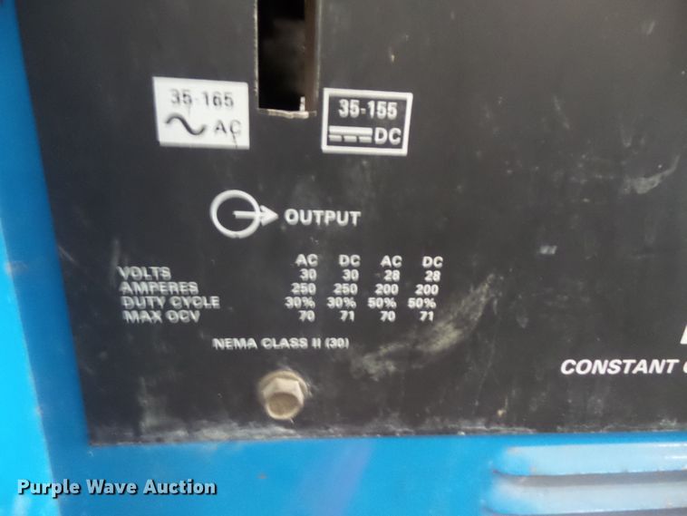 image for item FB9252 Miller Dialarc 250 AC/DC welder