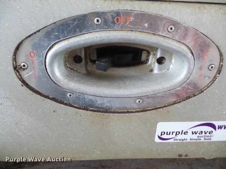 image for item FB9254 Ridgid 802 pipe threader