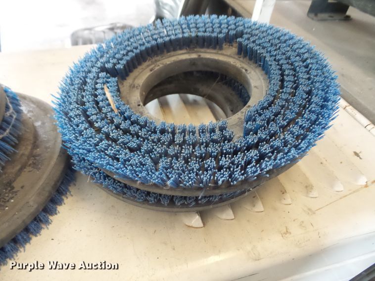 image for item FB9259 Advance Hydrocat 5015 floor scrubber