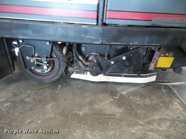 image for item FB9259 Advance Hydrocat 5015 floor scrubber