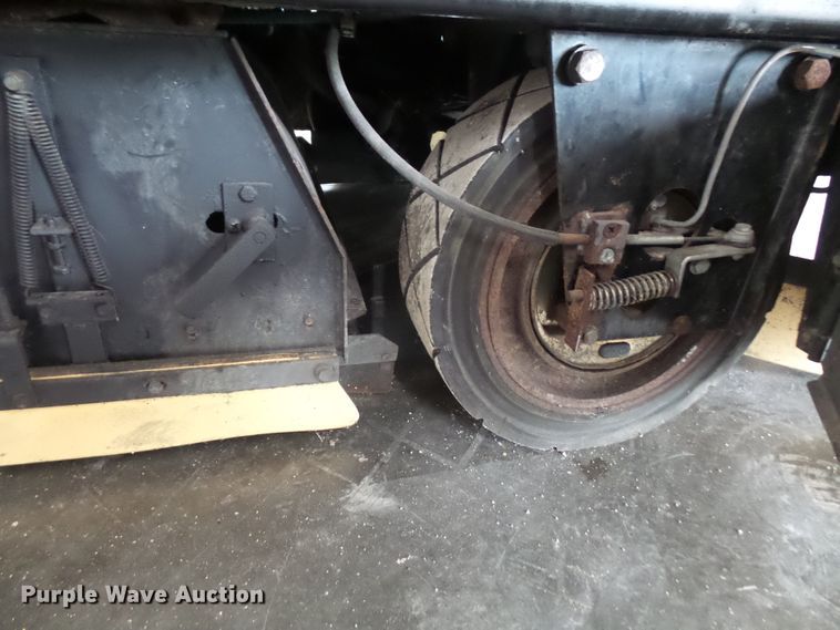 image for item FB9259 Advance Hydrocat 5015 floor scrubber