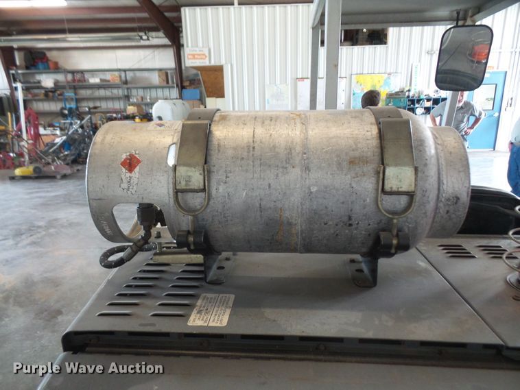 image for item FB9259 Advance Hydrocat 5015 floor scrubber