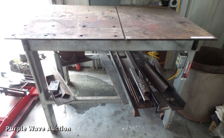 image for item FB9264 Steel welding table
