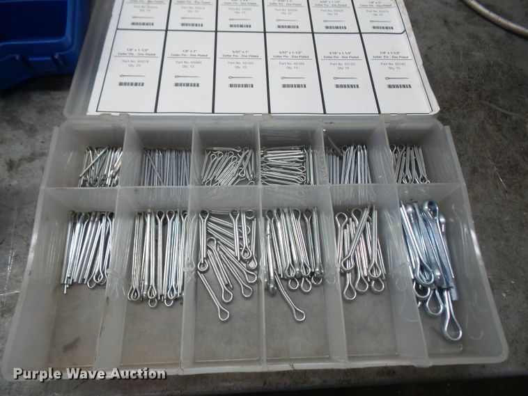 image for item FB9267 Work bench with tools