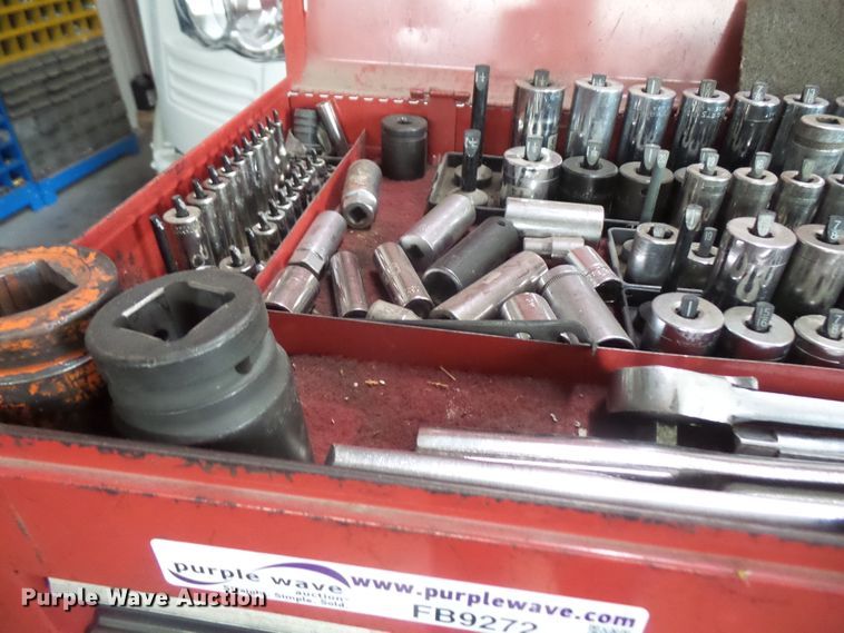 image for item FB9272 Toolbox with tools