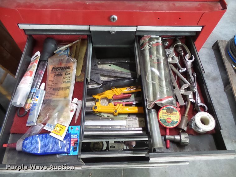 image for item FB9272 Toolbox with tools