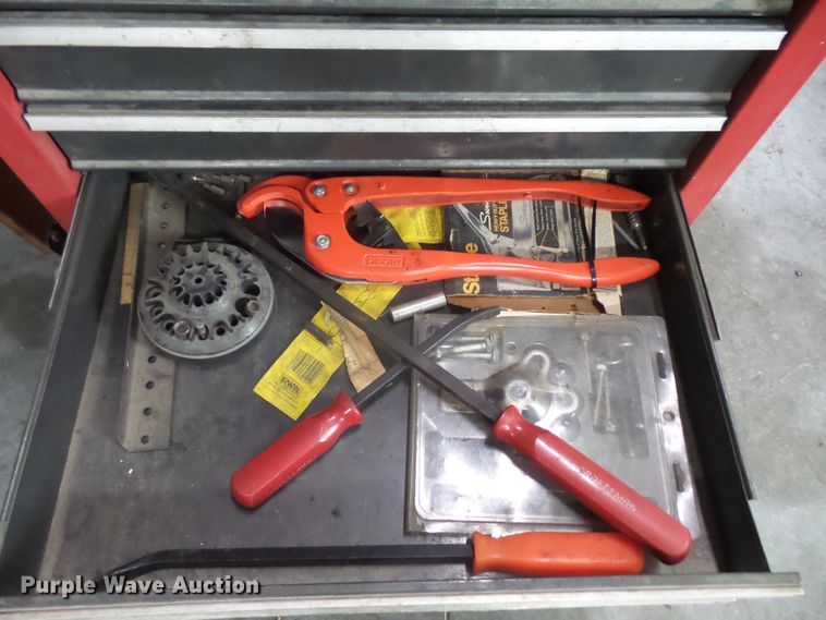 image for item FB9272 Toolbox with tools