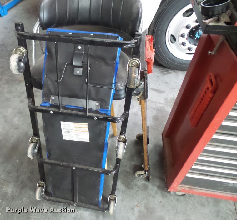 image for item FB9272 Toolbox with tools