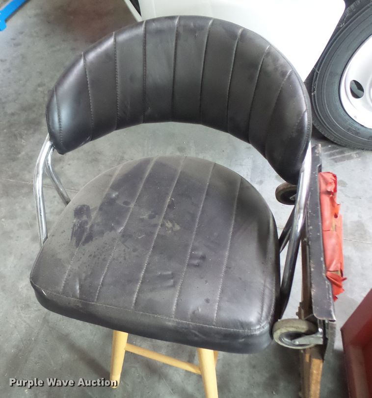 image for item FB9272 Toolbox with tools