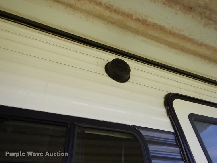 image for item FC9845 2015 Keystone Springdale camper