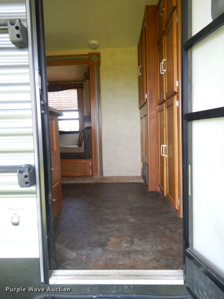 image for item FC9845 2015 Keystone Springdale camper