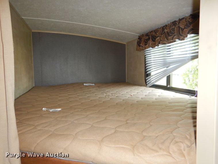 image for item FC9845 2015 Keystone Springdale camper