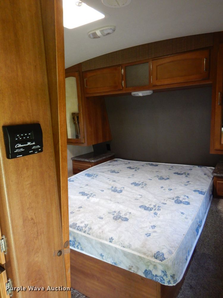 image for item FC9845 2015 Keystone Springdale camper