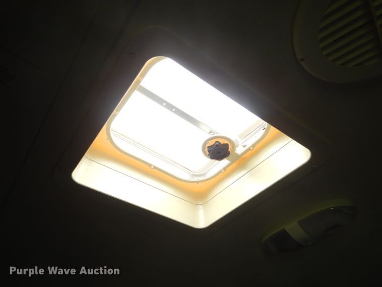 image for item FC9845 2015 Keystone Springdale camper