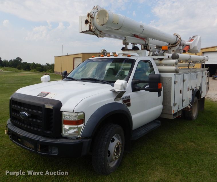 image for item FC9847 2009 Ford F550 bucket truck