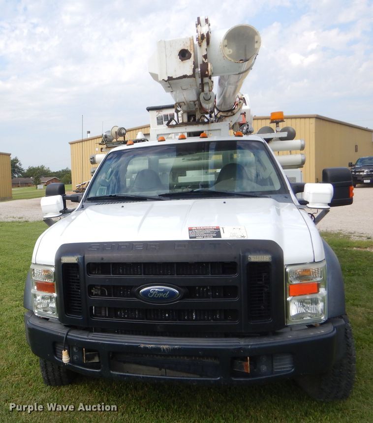 image for item FC9847 2009 Ford F550 bucket truck
