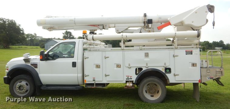 image for item FC9847 2009 Ford F550 bucket truck