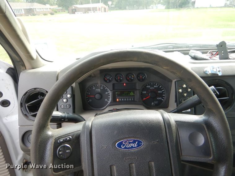 image for item FC9847 2009 Ford F550 bucket truck