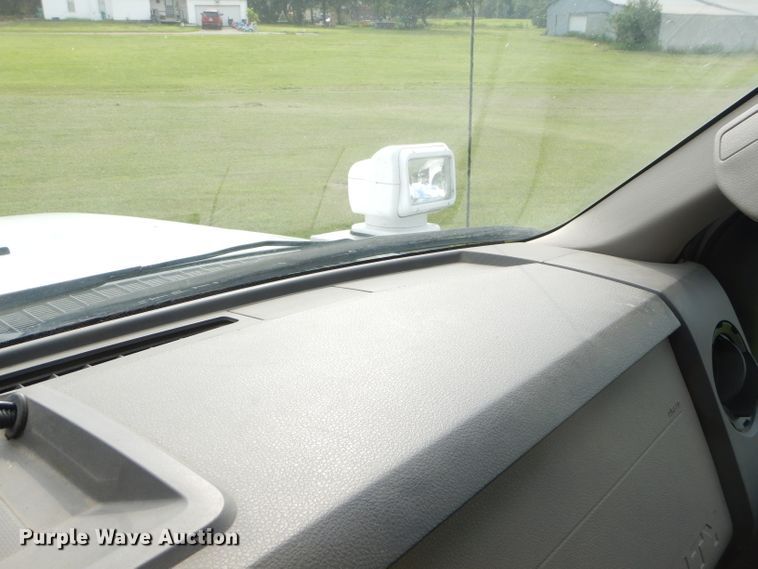 image for item FC9847 2009 Ford F550 bucket truck