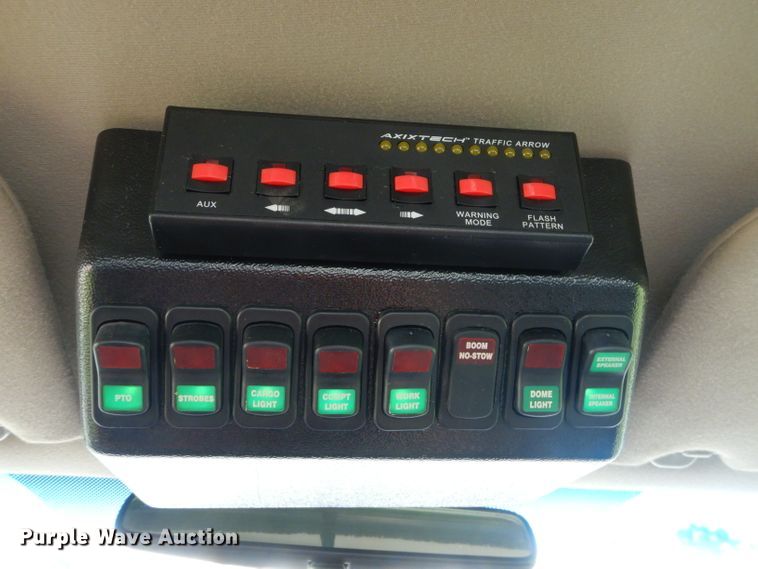 image for item FC9847 2009 Ford F550 bucket truck