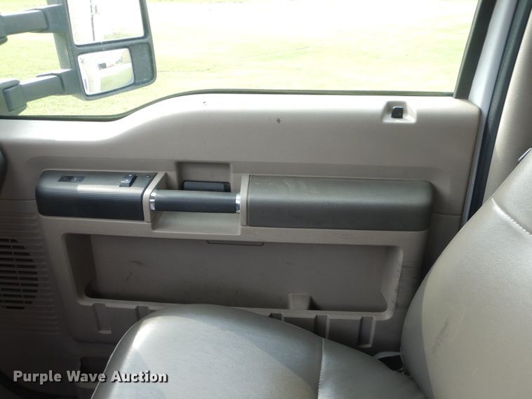 image for item FC9847 2009 Ford F550 bucket truck