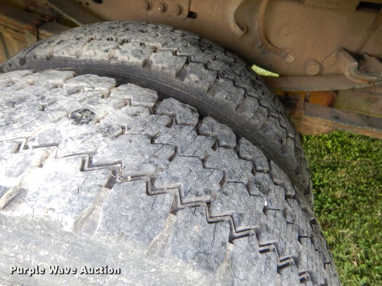 image for item FC9847 2009 Ford F550 bucket truck