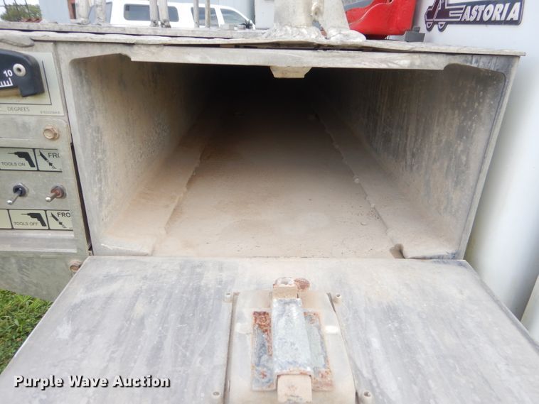 image for item FC9847 2009 Ford F550 bucket truck