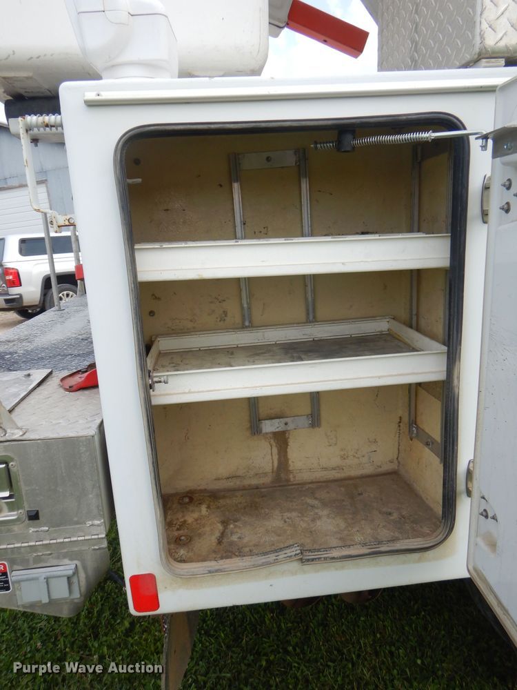 image for item FC9847 2009 Ford F550 bucket truck