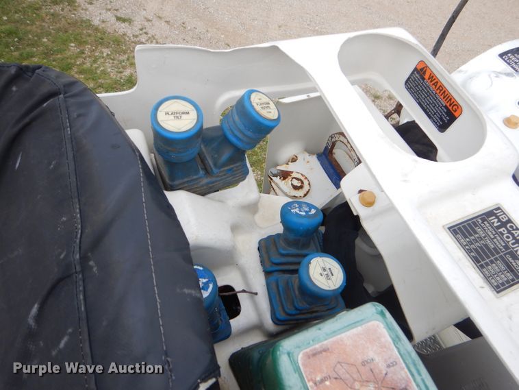 image for item FC9847 2009 Ford F550 bucket truck