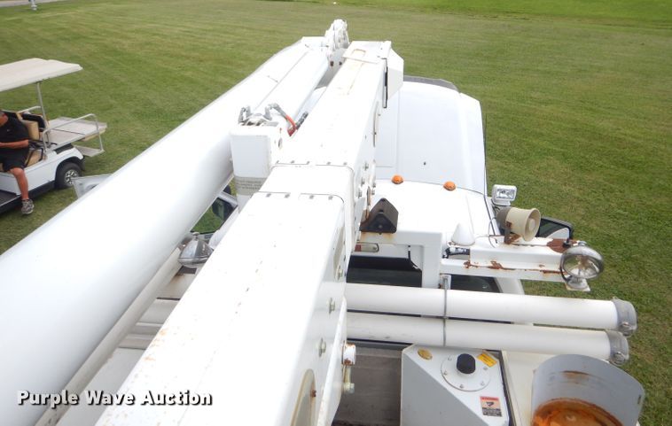 image for item FC9847 2009 Ford F550 bucket truck