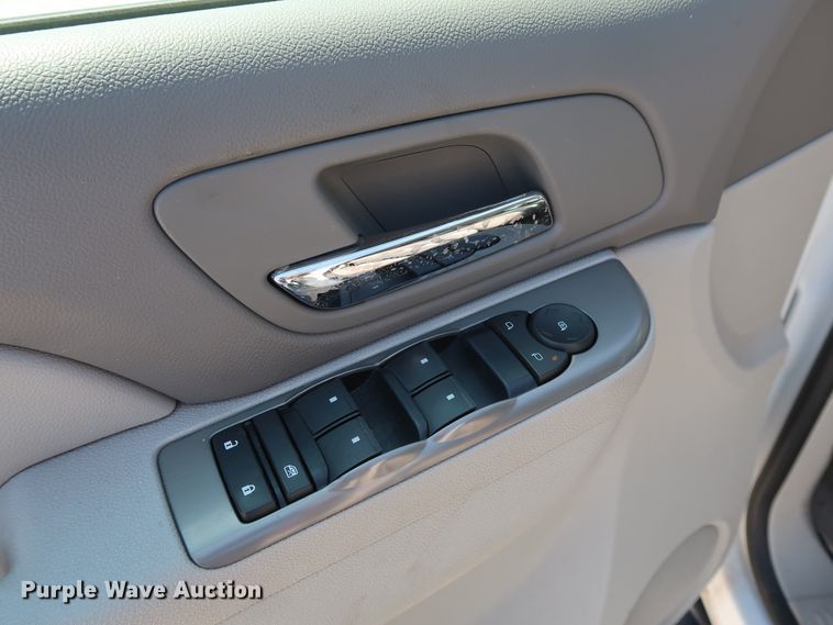 image for item FE9742 2010 Chevrolet Tahoe SUV