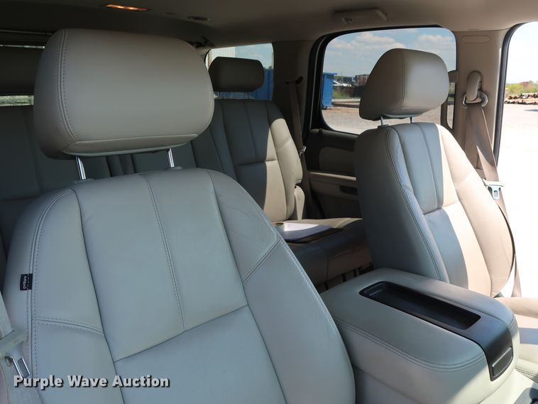 image for item FE9742 2010 Chevrolet Tahoe SUV