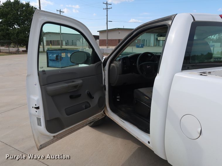 image for item FE9746 2009 GMC Sierra 1500 pickup truck