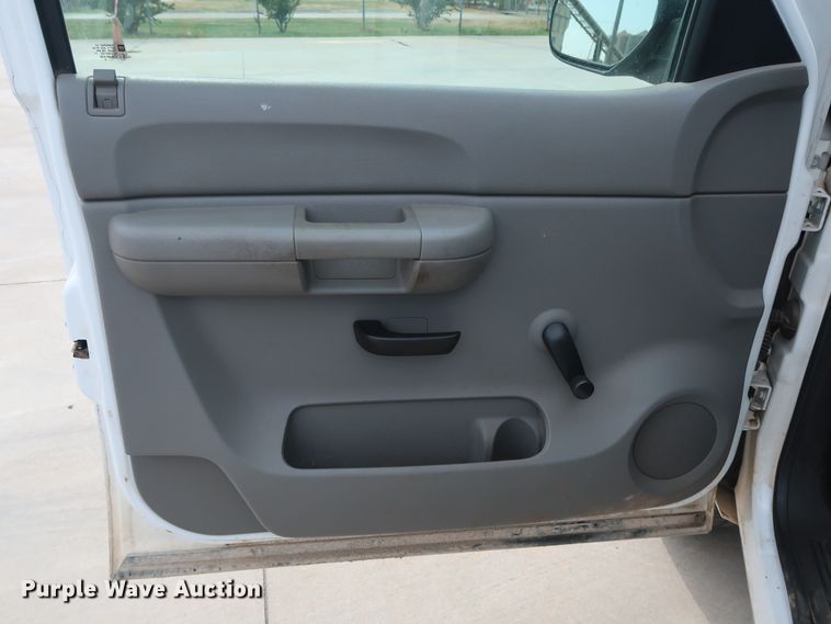 image for item FE9746 2009 GMC Sierra 1500 pickup truck